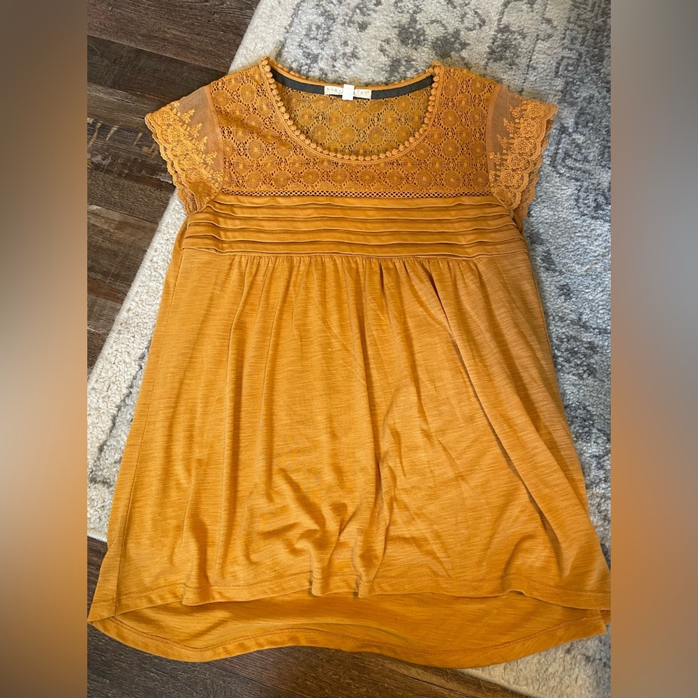 dressy top